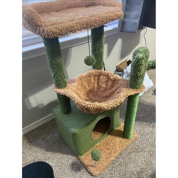 68 Inches Multi-Level Large Cat Tree for Cats/Big Cat Tower  Cat Tree